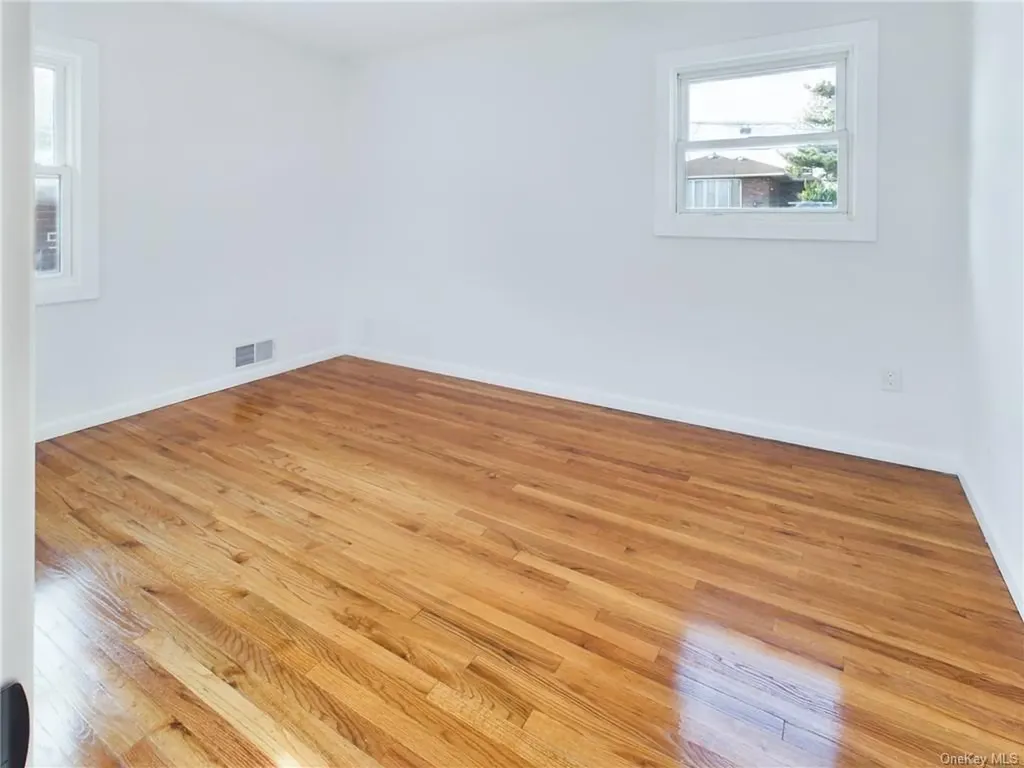 3865 Poplar Avenue Brooklyn NY 11224