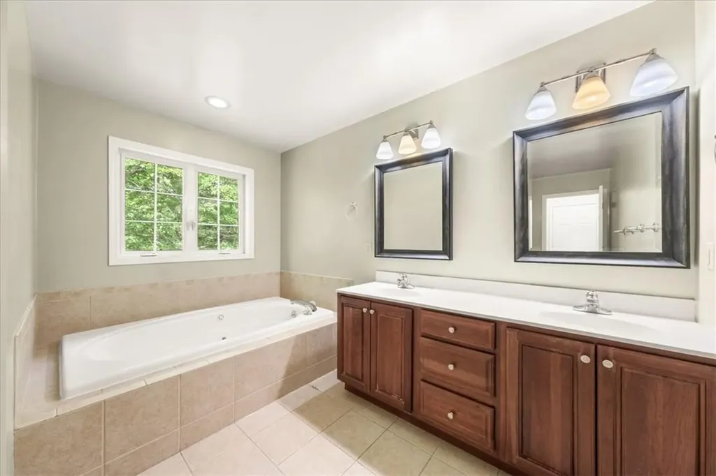 21 Cedar Road Monroe NY 10950