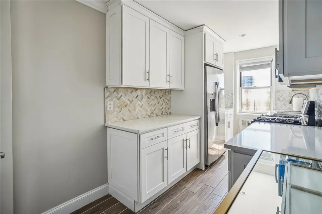 52 Yonkers Terrace Yonkers NY 10704