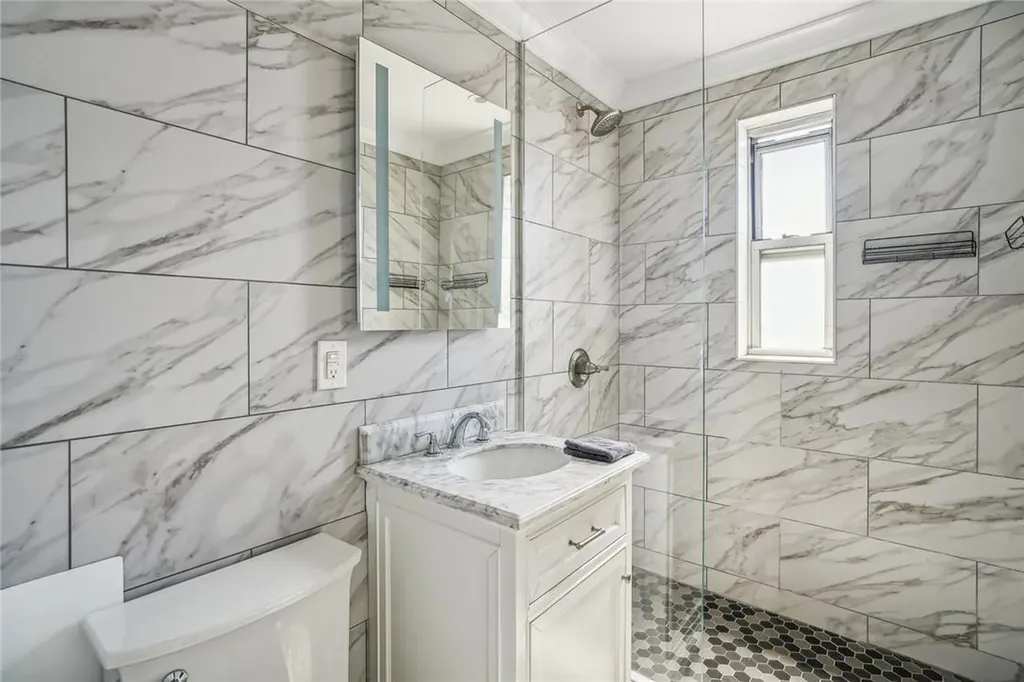 52 Yonkers Terrace Yonkers NY 10704