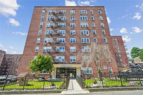 52 Yonkers Terrace Yonkers NY 10704