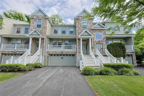 73 N River Drive Beacon NY 12508