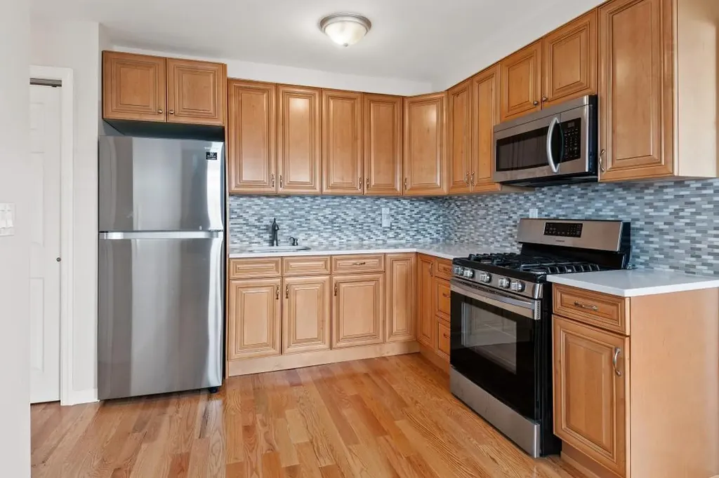 312 Edwards Place Yonkers NY 10703