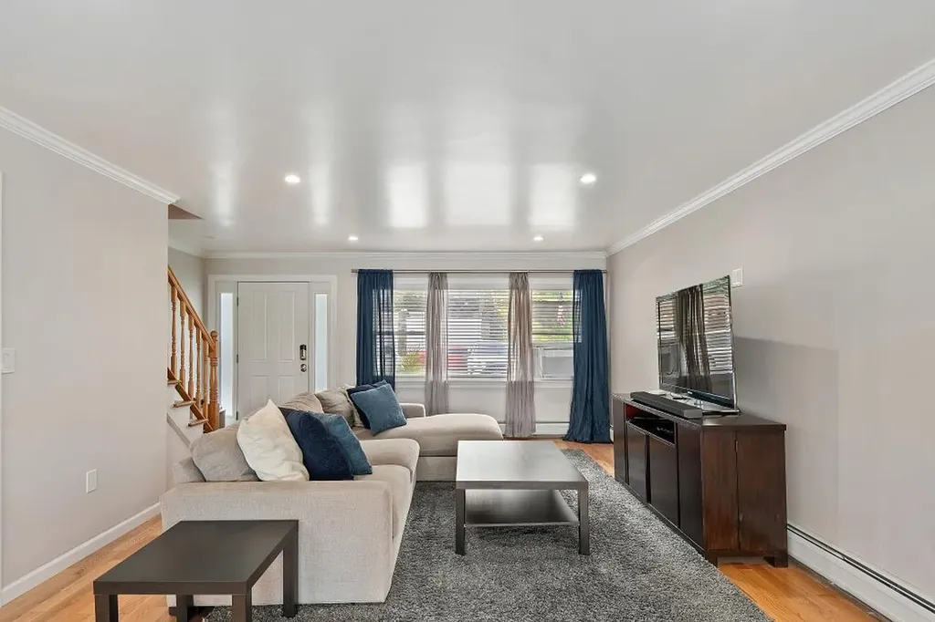 312 Edwards Place Yonkers NY 10703