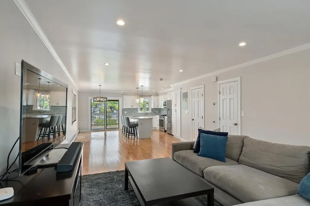 312 Edwards Place Yonkers NY 10703