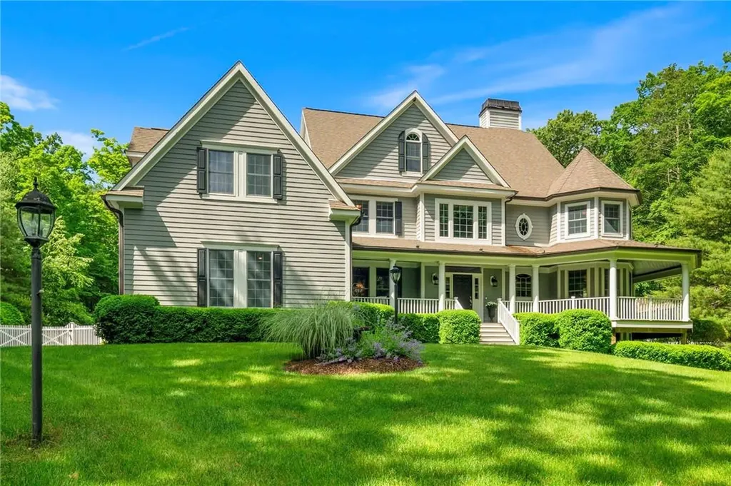 21 Smith Farm Road Bedford NY 10506