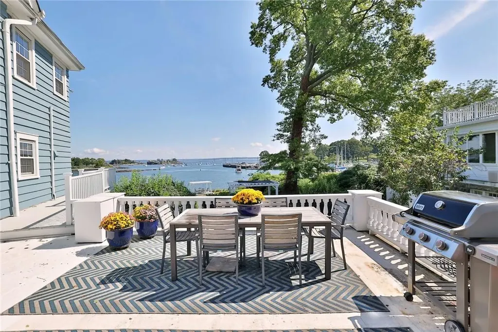 106 Sutton Manor Road New Rochelle NY 10801