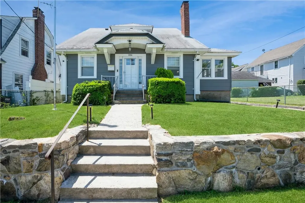 286 Roberts Avenue Yonkers NY 10703