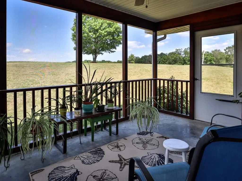 1103 Route 284 Westtown NY 10998