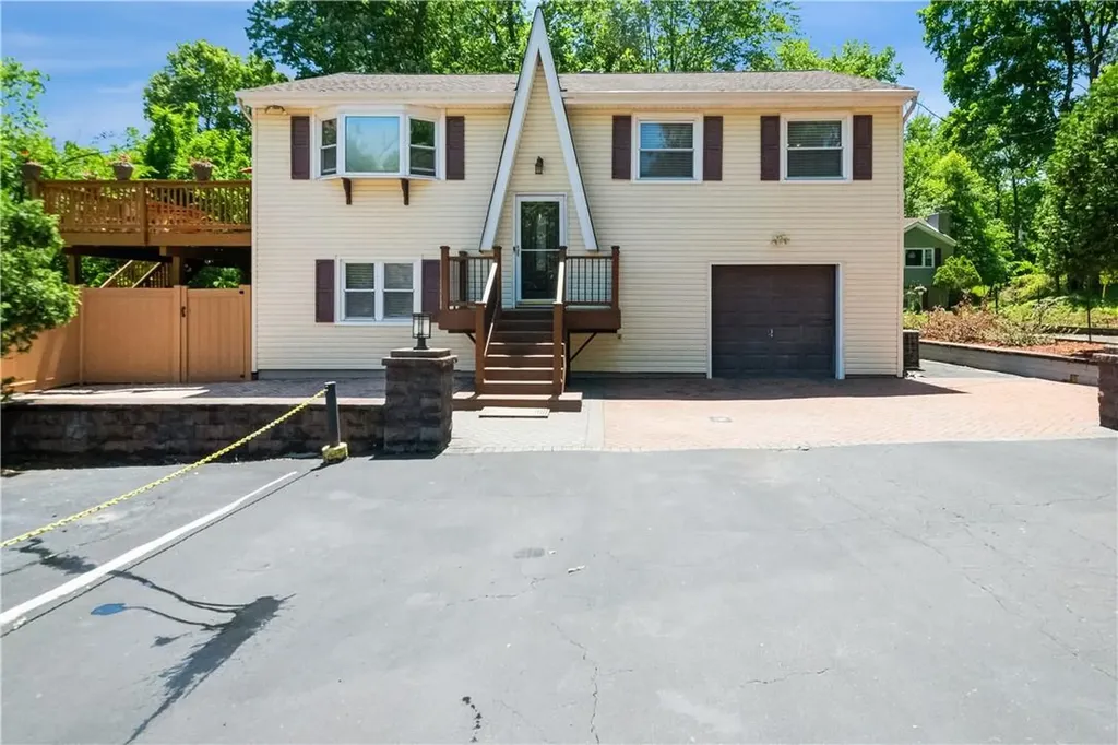 24 Stephens Lane Tappan NY 10983