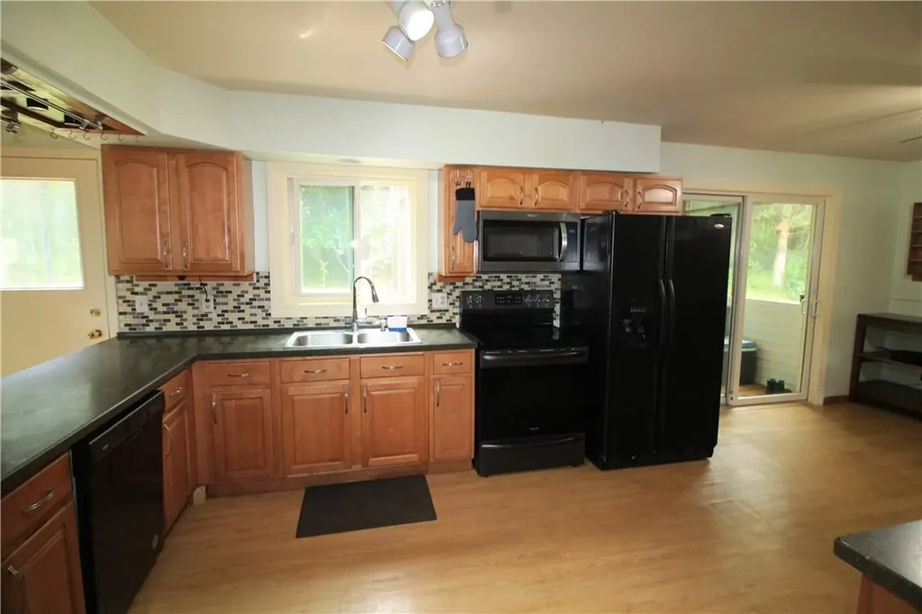 85 King George Road Poughkeepsie NY 12603