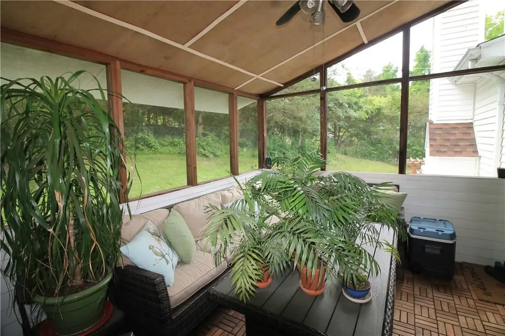 85 King George Road Poughkeepsie NY 12603