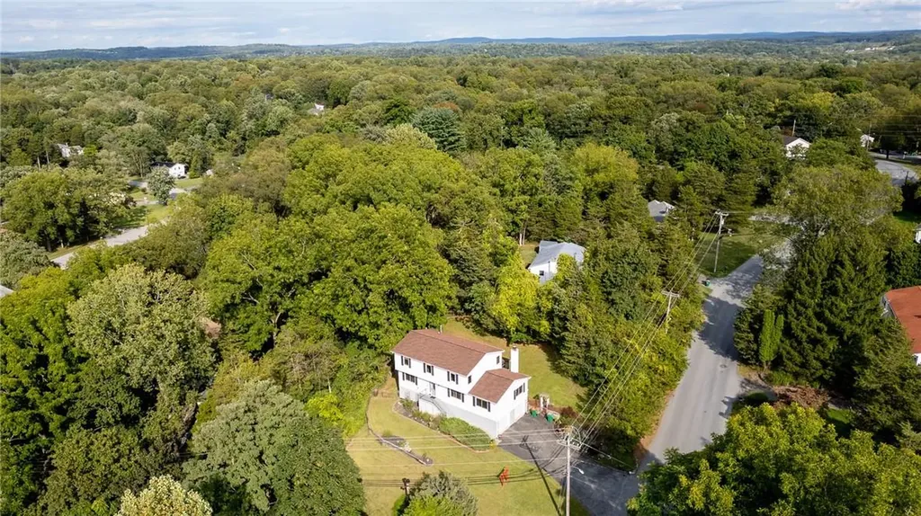 85 King George Road Poughkeepsie NY 12603