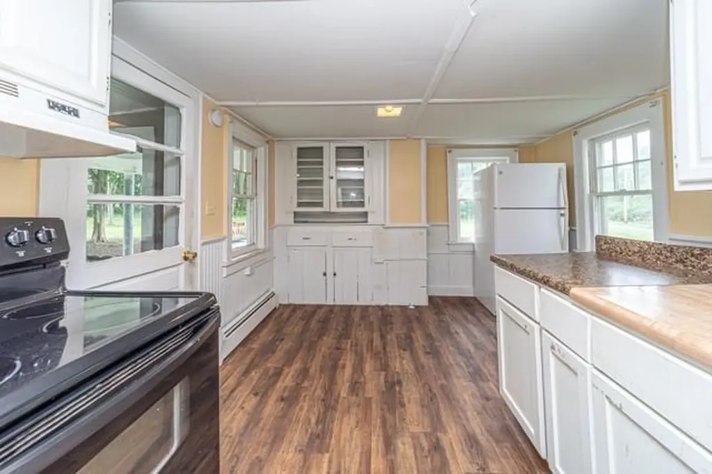 10 Kandy Lane Wallkill NY 12589