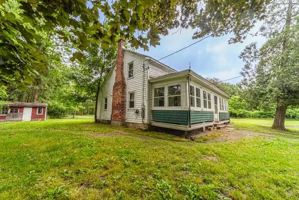 10 Kandy Lane Wallkill NY 12589