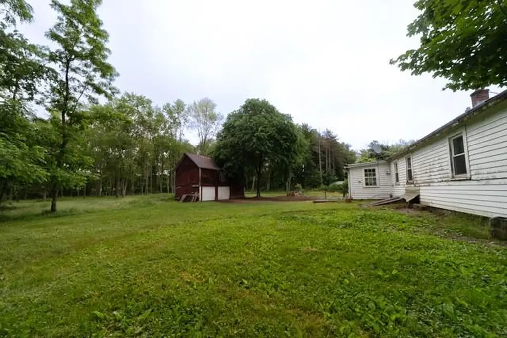 10 Kandy Lane Wallkill NY 12589
