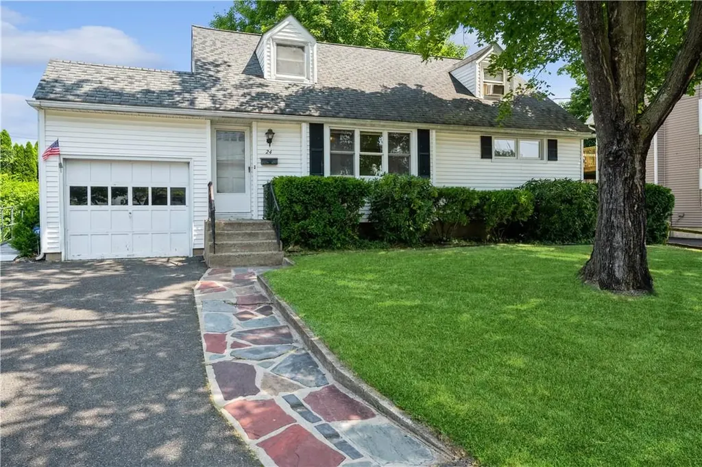 24 Wenzel Lane Stony Point NY 10980