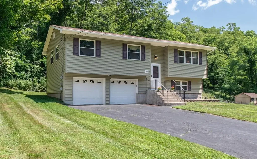 69 Camelot Road Poughkeepsie NY 12601