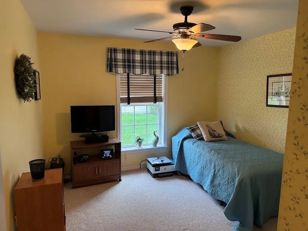 30 Naples Drive Poughkeepsie NY 12603