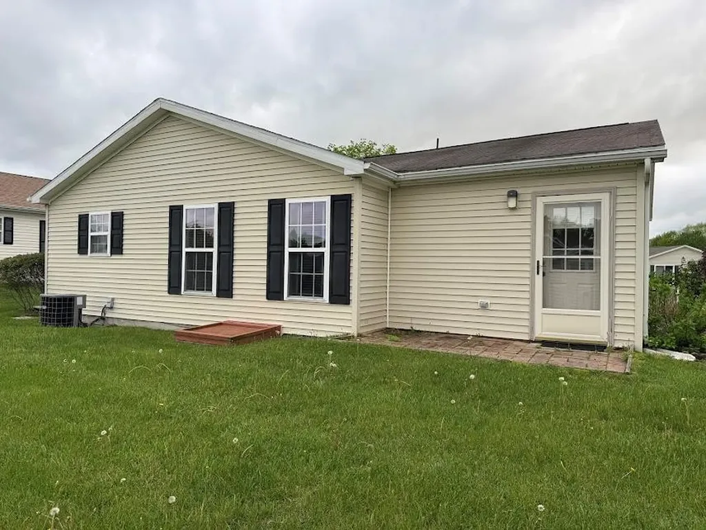 30 Naples Drive Poughkeepsie NY 12603