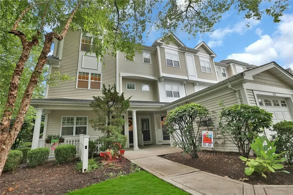 121 Viewpoint Terrace Peekskill NY 10566