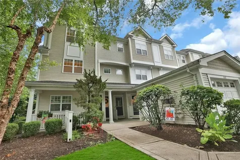 121 Viewpoint Terrace Peekskill NY 10566