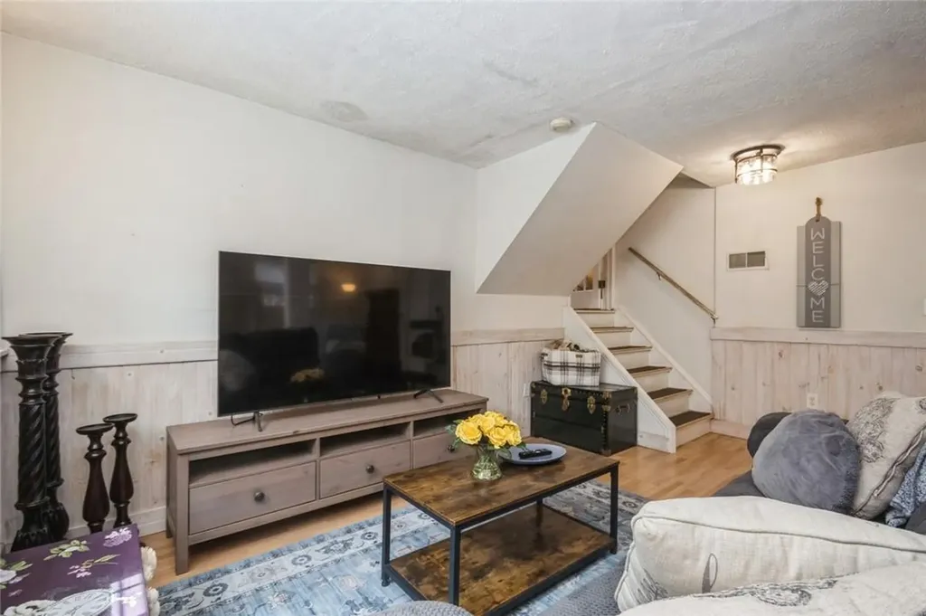 10 Hampshire Road Fishkill NY 12524