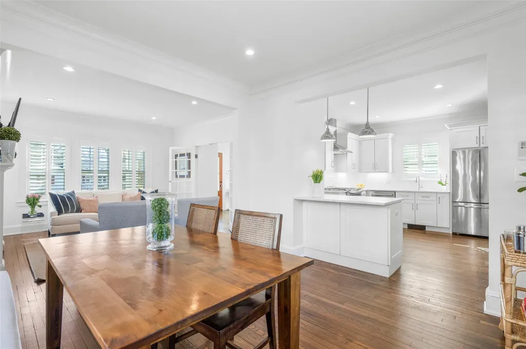 738 Forest Avenue Larchmont NY 10538