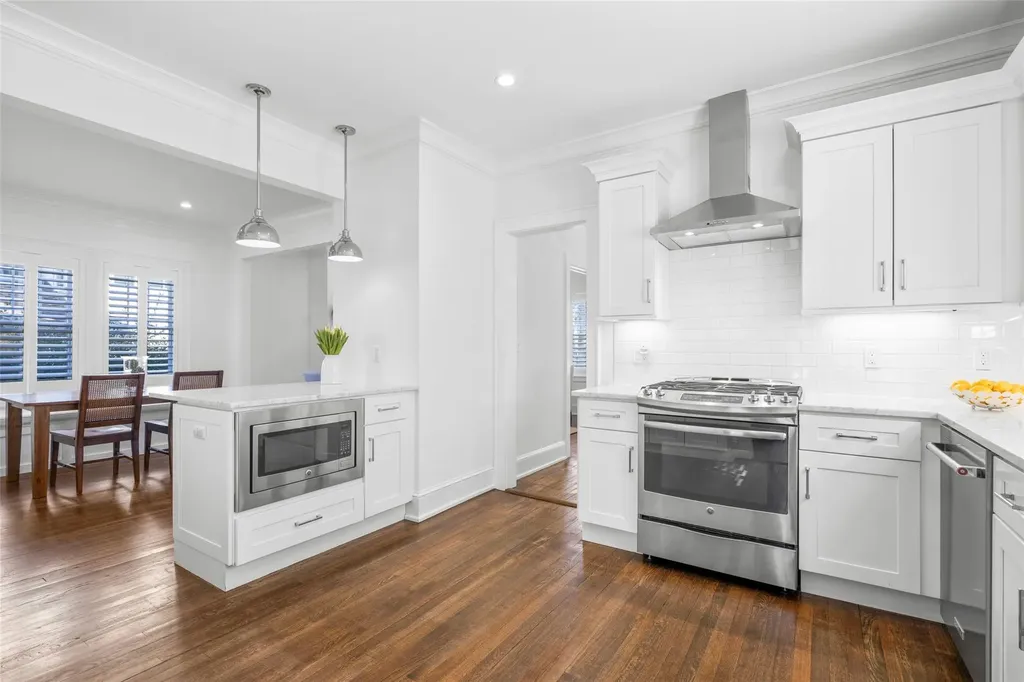738 Forest Avenue Larchmont NY 10538