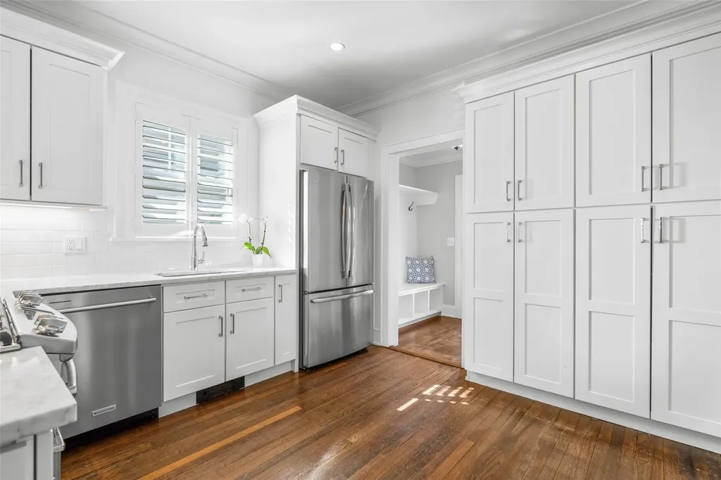738 Forest Avenue Larchmont NY 10538