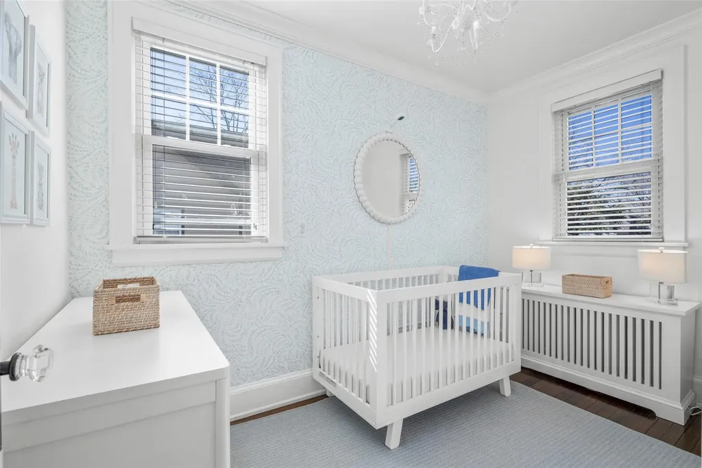 738 Forest Avenue Larchmont NY 10538