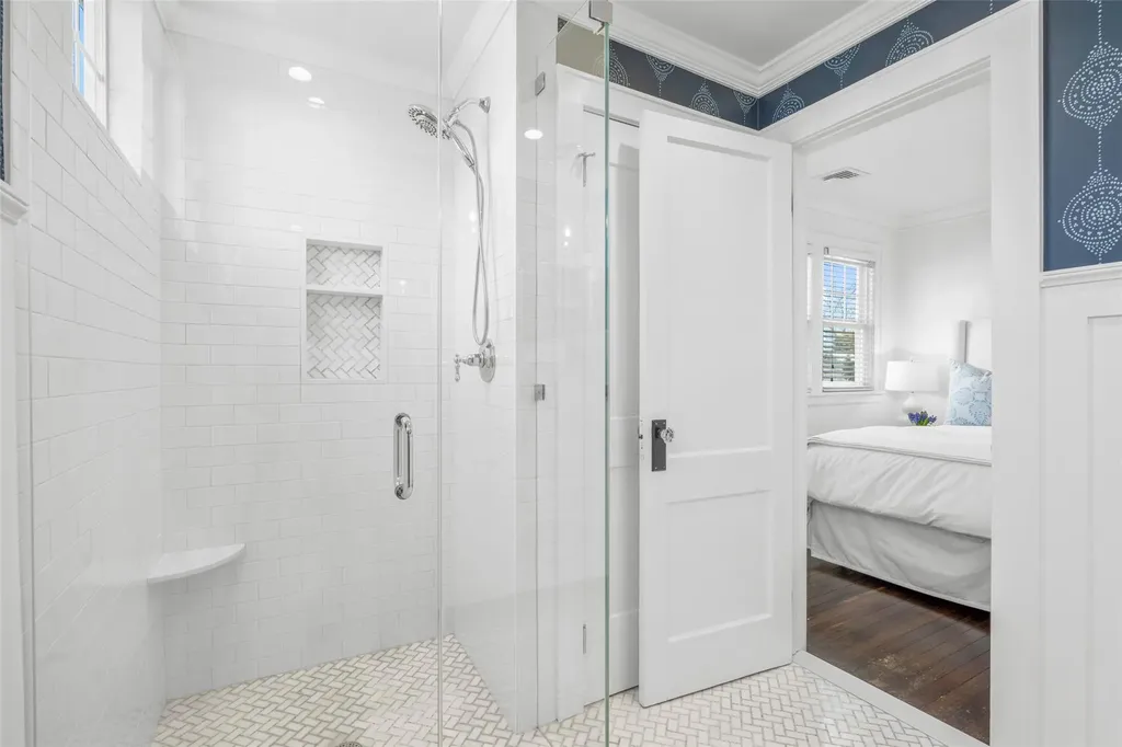 738 Forest Avenue Larchmont NY 10538