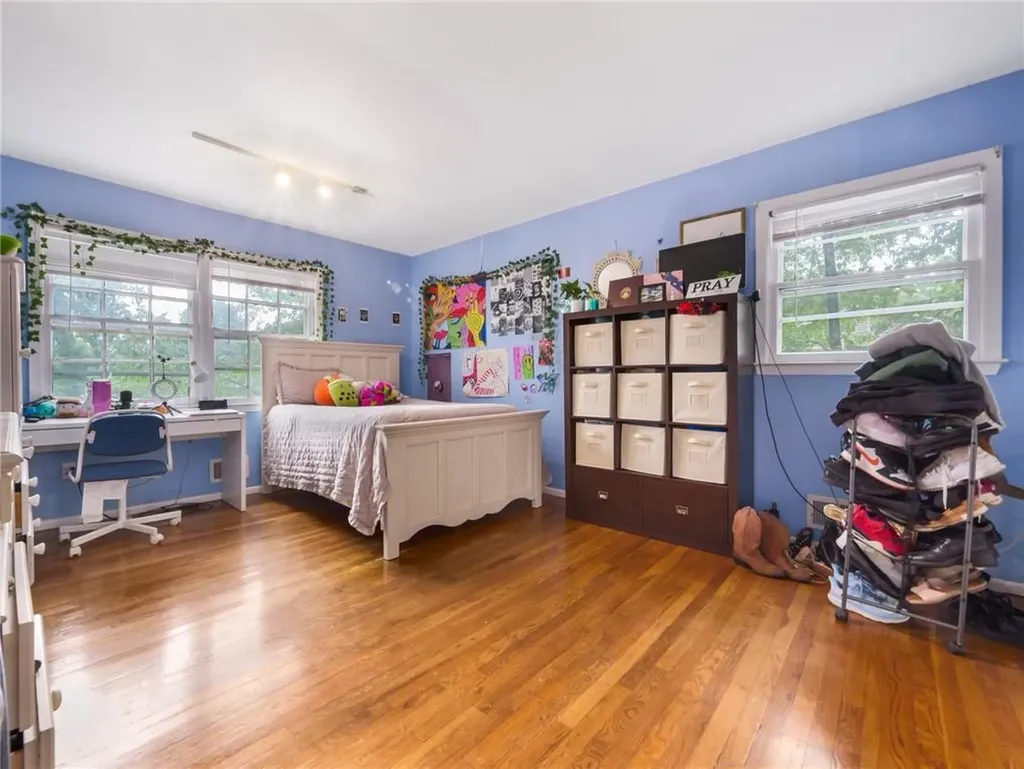 20 Sunny Ridge Road Spring Valley NY 10977