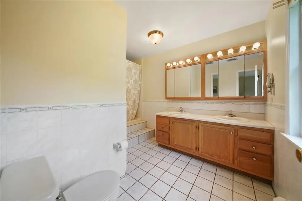 147 Clark Road Goshen NY 10924