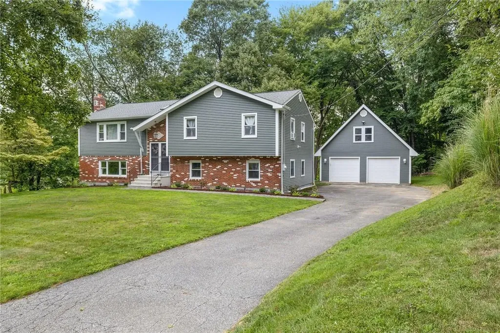 16 Willow Crest Drive Katonah NY 10536