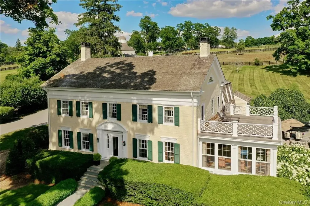 20 Smithfield Way Amenia NY 12501