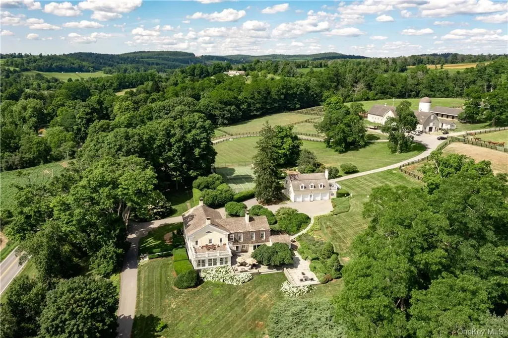 20 Smithfield Way Amenia NY 12501