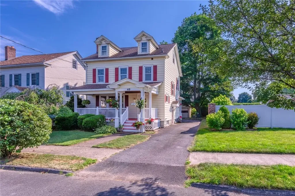 45 Roosevelt Avenue Kingston NY 12401