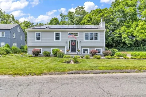 24 Fairlawn Avenue Danbury CT 06810