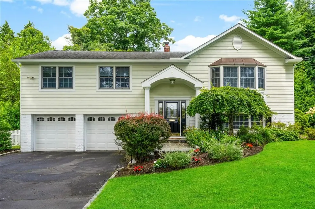 2 Harding Drive Rye NY 10580