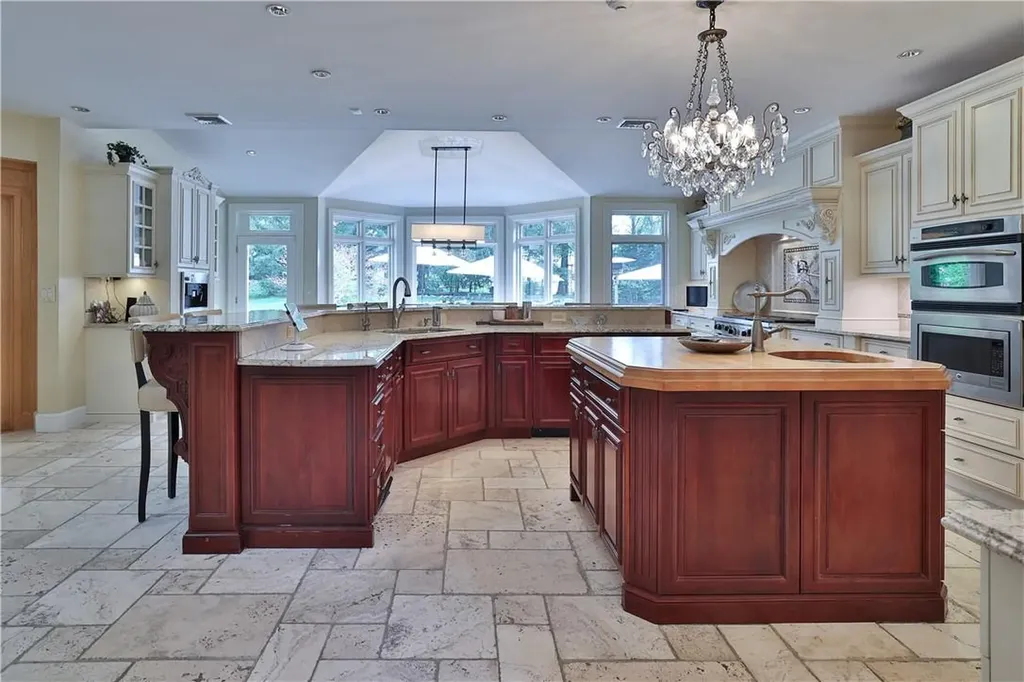 12 Senator Levy Drive Suffern NY 10901