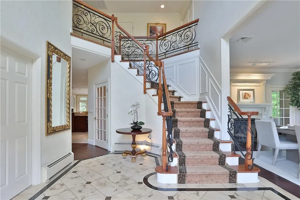 12 Senator Levy Drive Suffern NY 10901