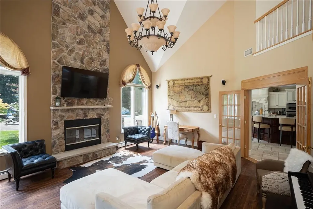 12 Senator Levy Drive Suffern NY 10901