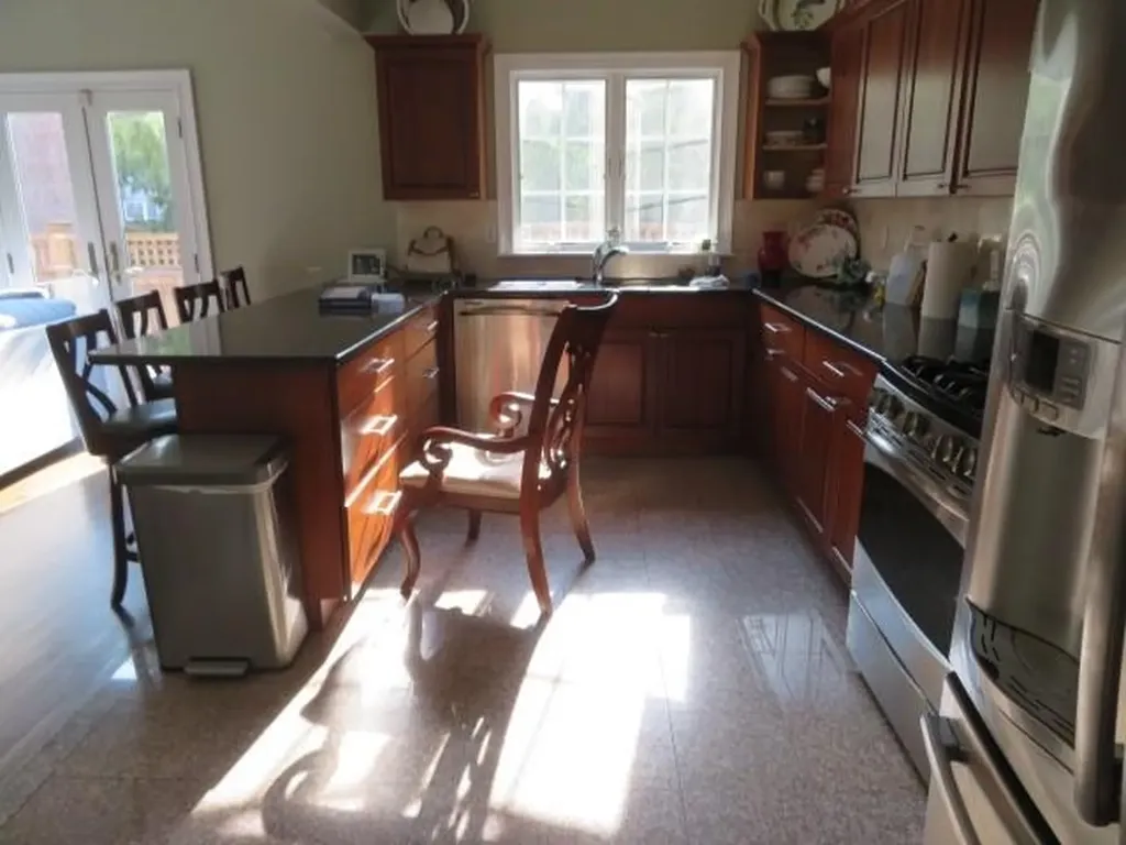 3250 Rawlins Avenue Bronx NY 10465