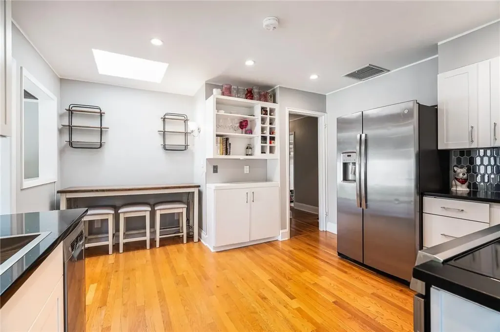 690 Pinebrook Boulevard New Rochelle NY 10804
