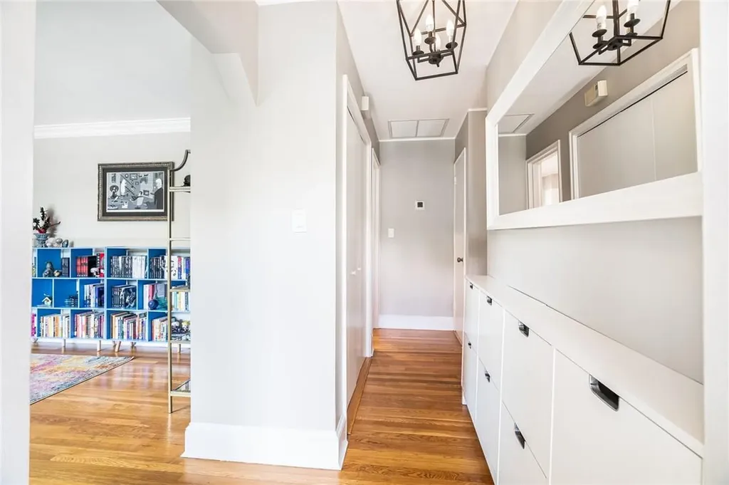 690 Pinebrook Boulevard New Rochelle NY 10804