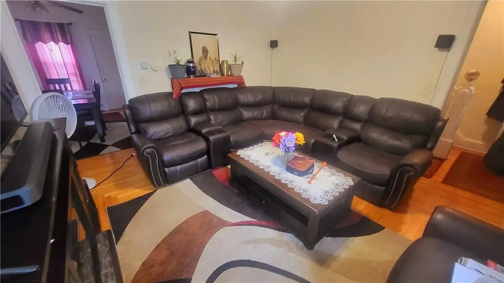 8 Allen Place Poughkeepsie NY 12601