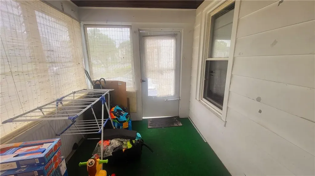 8 Allen Place Poughkeepsie NY 12601