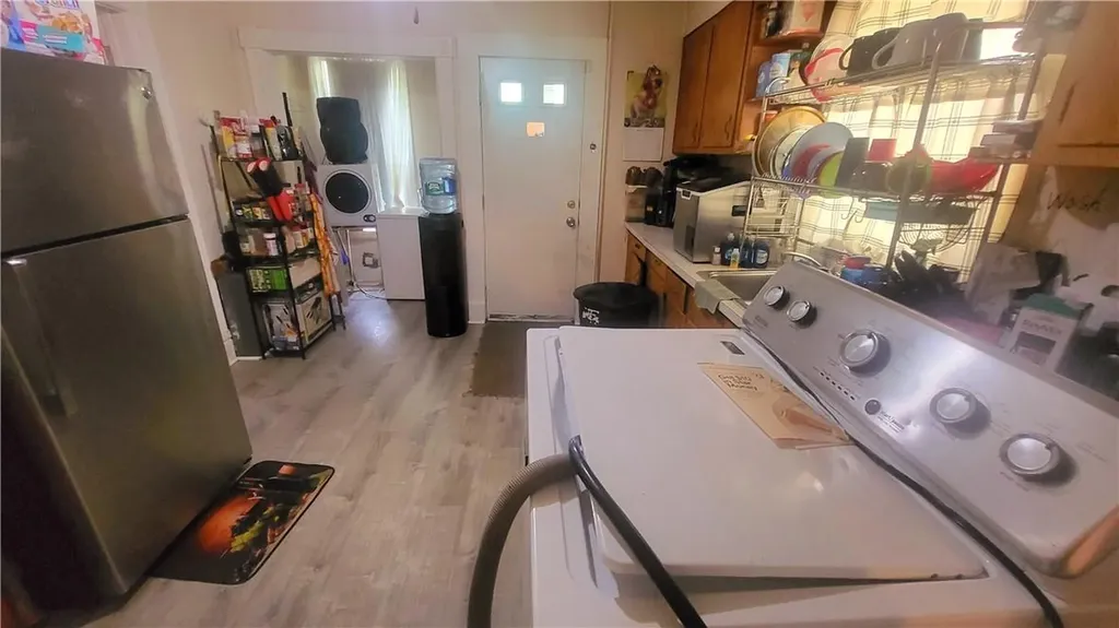8 Allen Place Poughkeepsie NY 12601