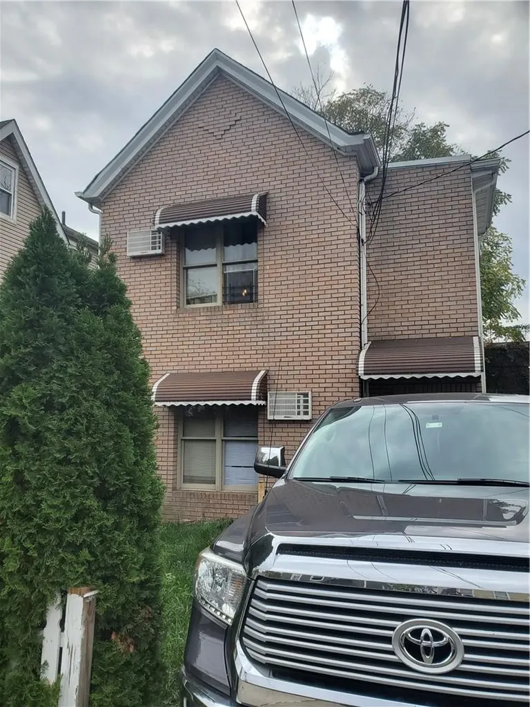 710 E 218th Street Bronx NY 10467